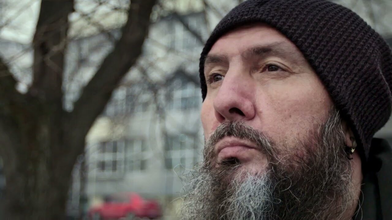Kadar iz: Grandpa Guru